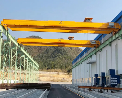 워크샵에서 ABB 모터스와 50Ton 유럽 모델 노란 두배 도리 테이프 종단 크레인