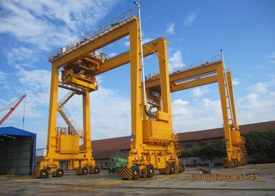 취급되는 40.5T 50T 65T 컨테이너는 380V-660V 받침대 철도 크레인을 길게 뺍니다