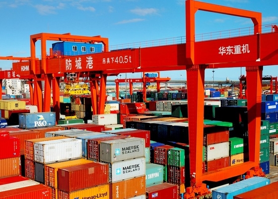 취급되는 40.5T 50T 65T 컨테이너는 380V-660V 받침대 철도 크레인을 길게 뺍니다
