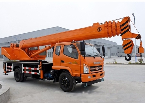 붐 QY25K5D XM 25Ton 트럭 크레인을 삽입하는 이동 크레인